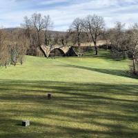 Françoise, Myriam et Félix sur le green du par 3 n°3