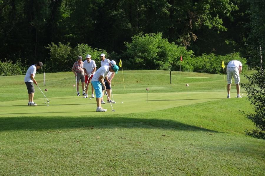 14 entrai nement au putting green