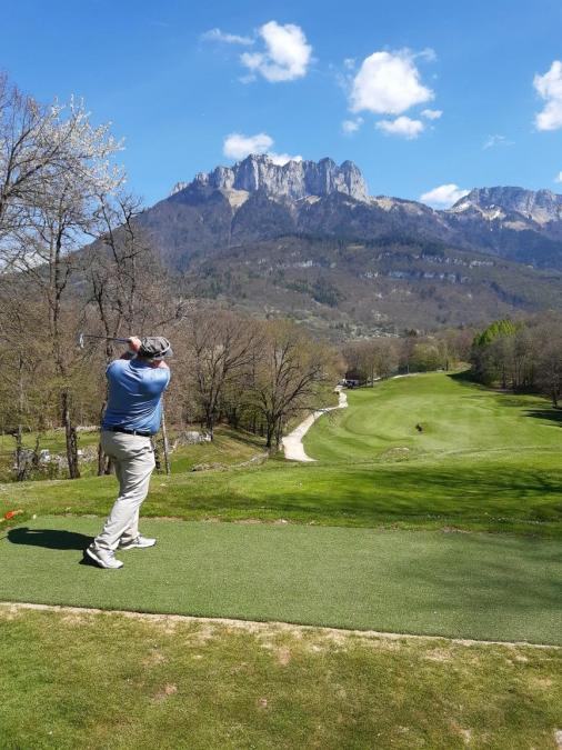 Mise en jeu de Gérard au par 4 n°8