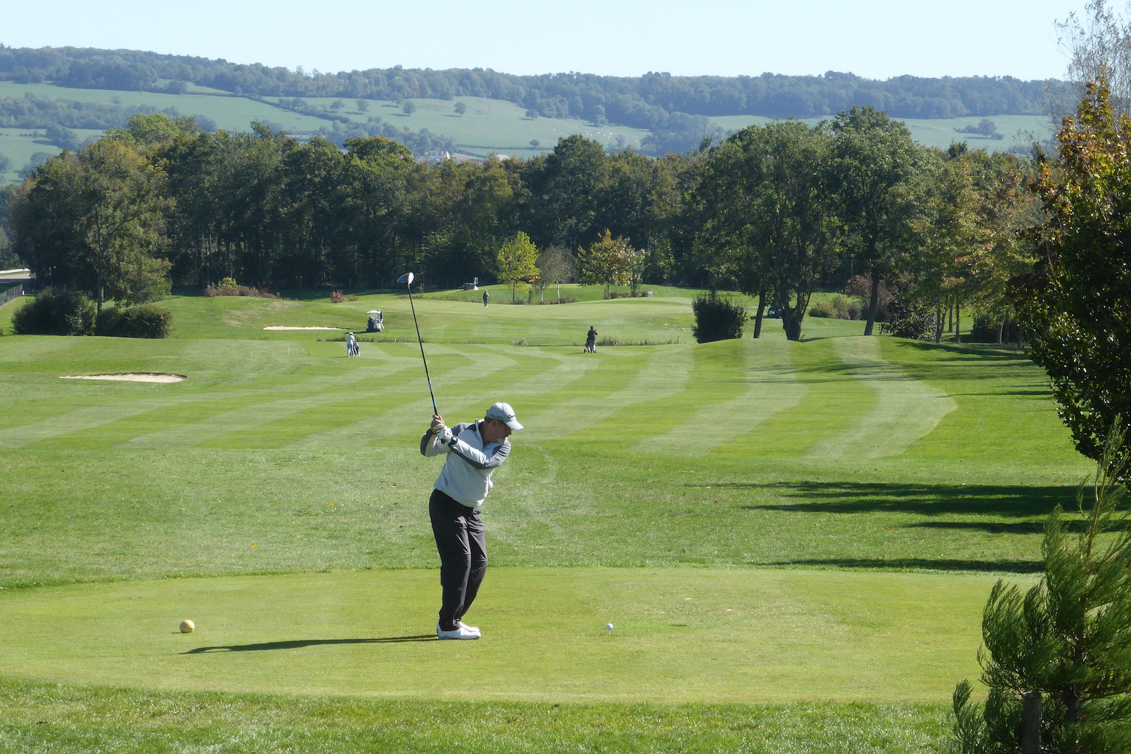 Roland Murard drive le par 5 n°4