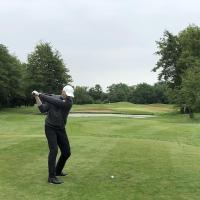 Patrick, à la mise en jeu au par3 n°5
