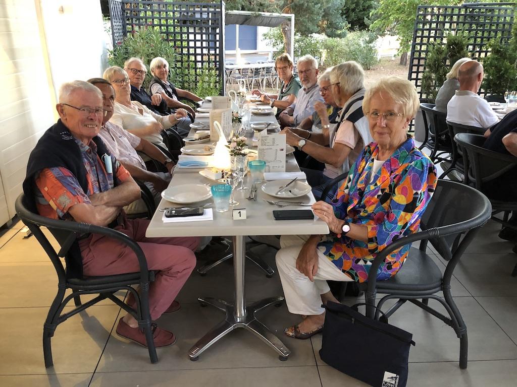 Le dîner au Jardin des Délices