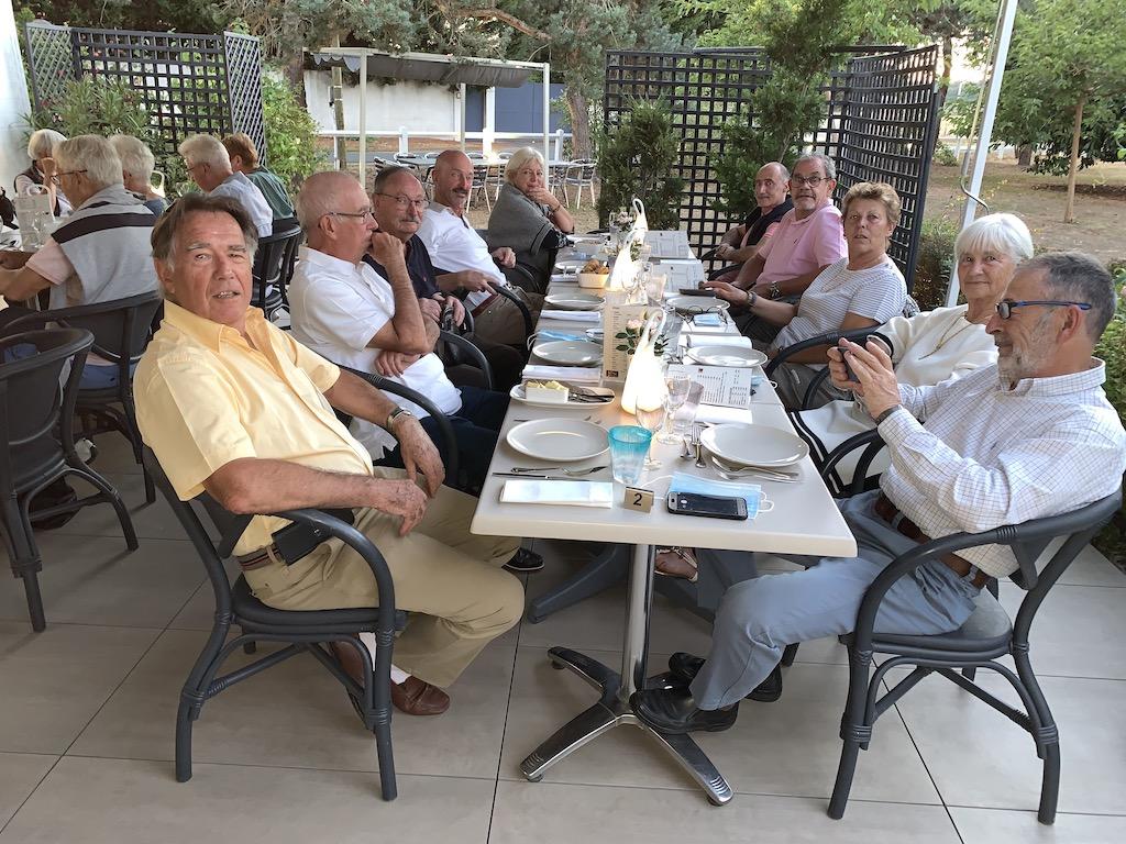 Le dîner au Jardin des Délices (suite) ...