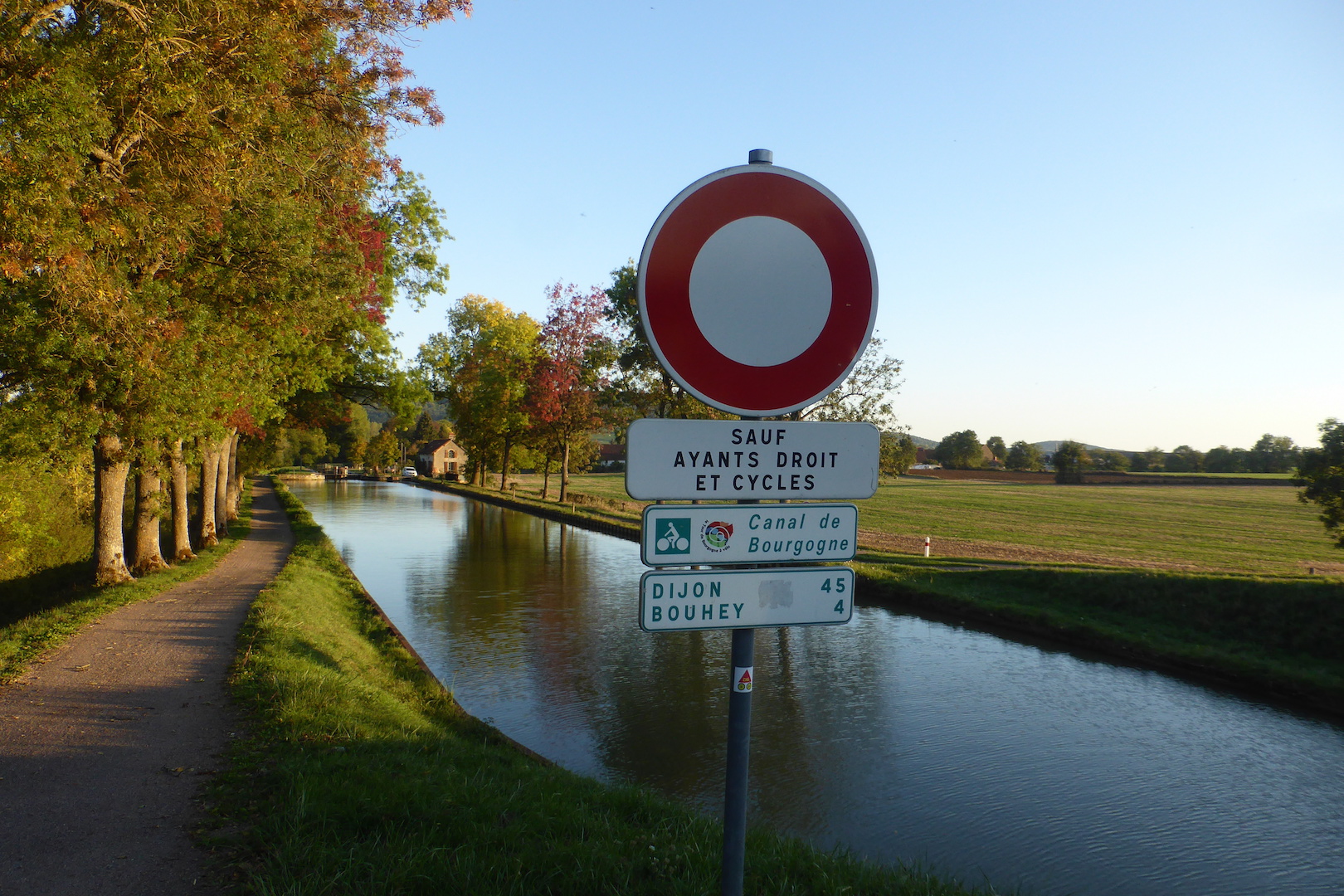 Le Canal de Bourgogne