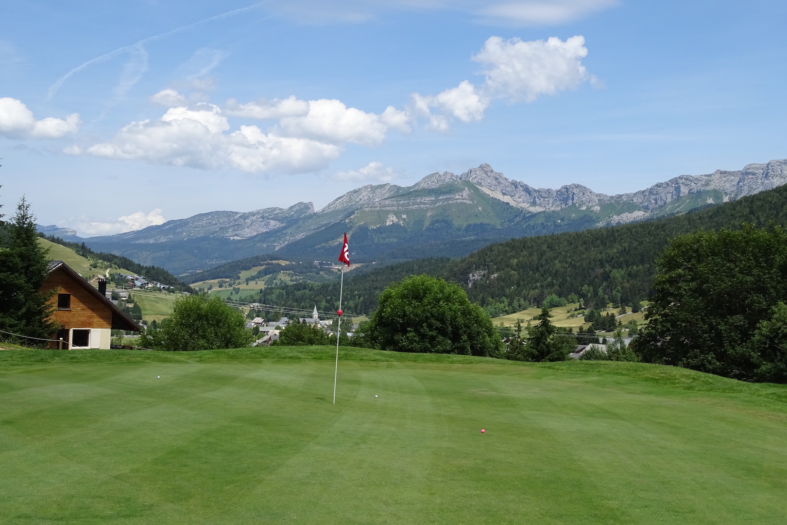 Les trois balles de la dernière partie sont sur le green!