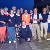 L'équipe COBE étrenne sa coupe