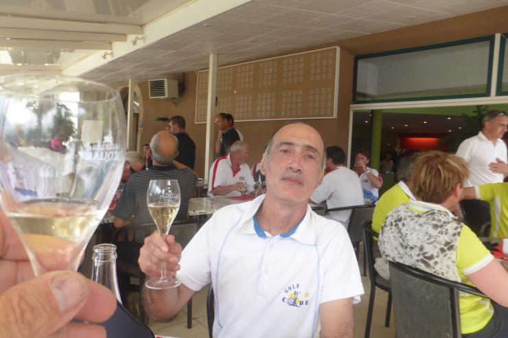 Christophe quinton arrose son trou en un